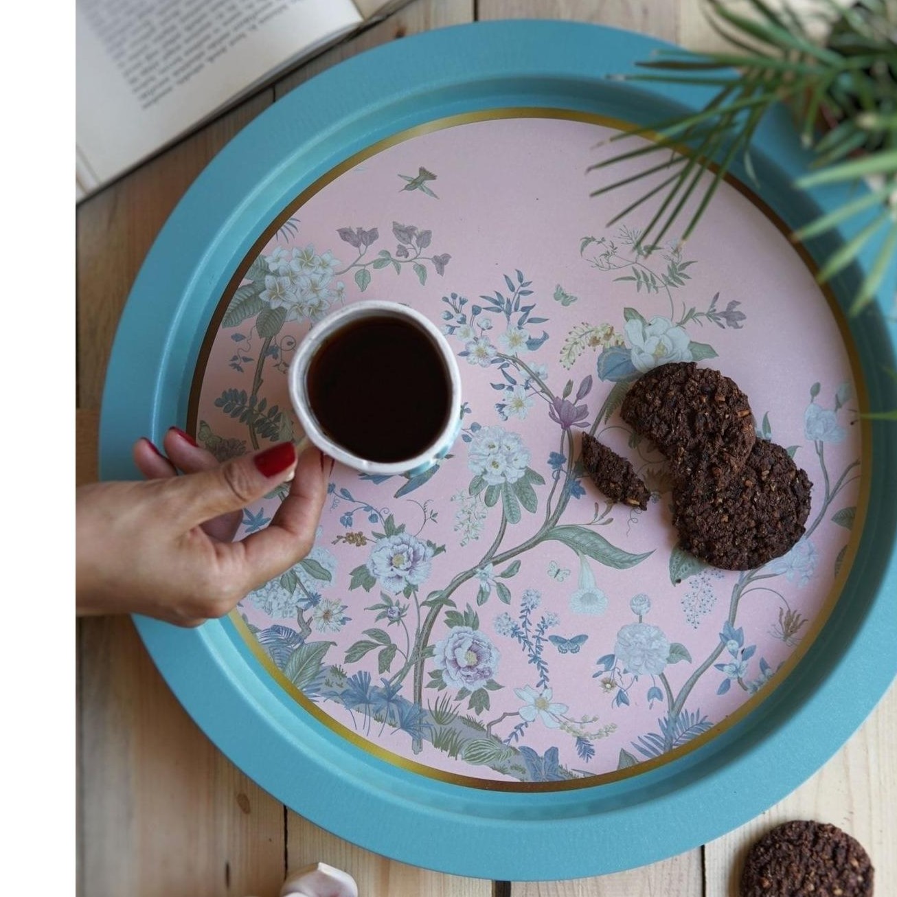  Ø370 mm Round Metal Tray  Floral Design Pastel Blue