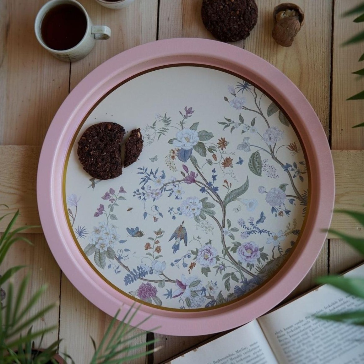 Ø315 mm Round Metal Tray  Floral Design Pastel Pink